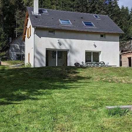 Petite Maison Au Calme Avec Vue Magnifique ! Holiday home Le Chambon-sur-Lignon